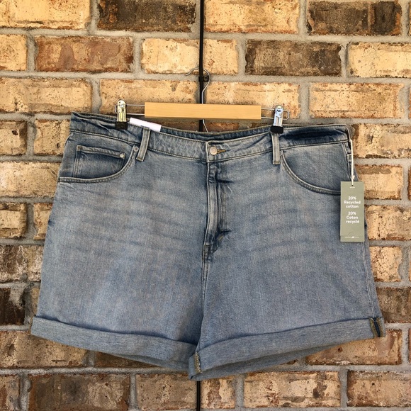 H&M Cotton Blend Mom Ultra High Denim Light Blue Cuffed Shorts 20 - Picture 3 of 14